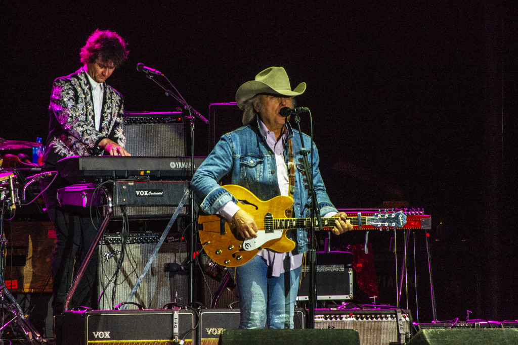 Monte Vista Journal Dwight Yoakam lights up stage for 100th Annual